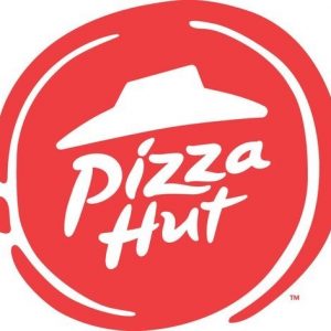 Carrefour chce kupić Krakowski Kredens! Pizza Hut z własną kolekcją ubrań!